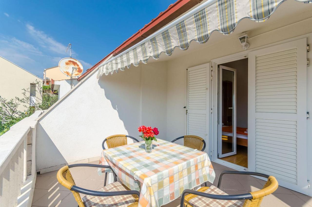 Apartments Tily Trogir Exterior foto